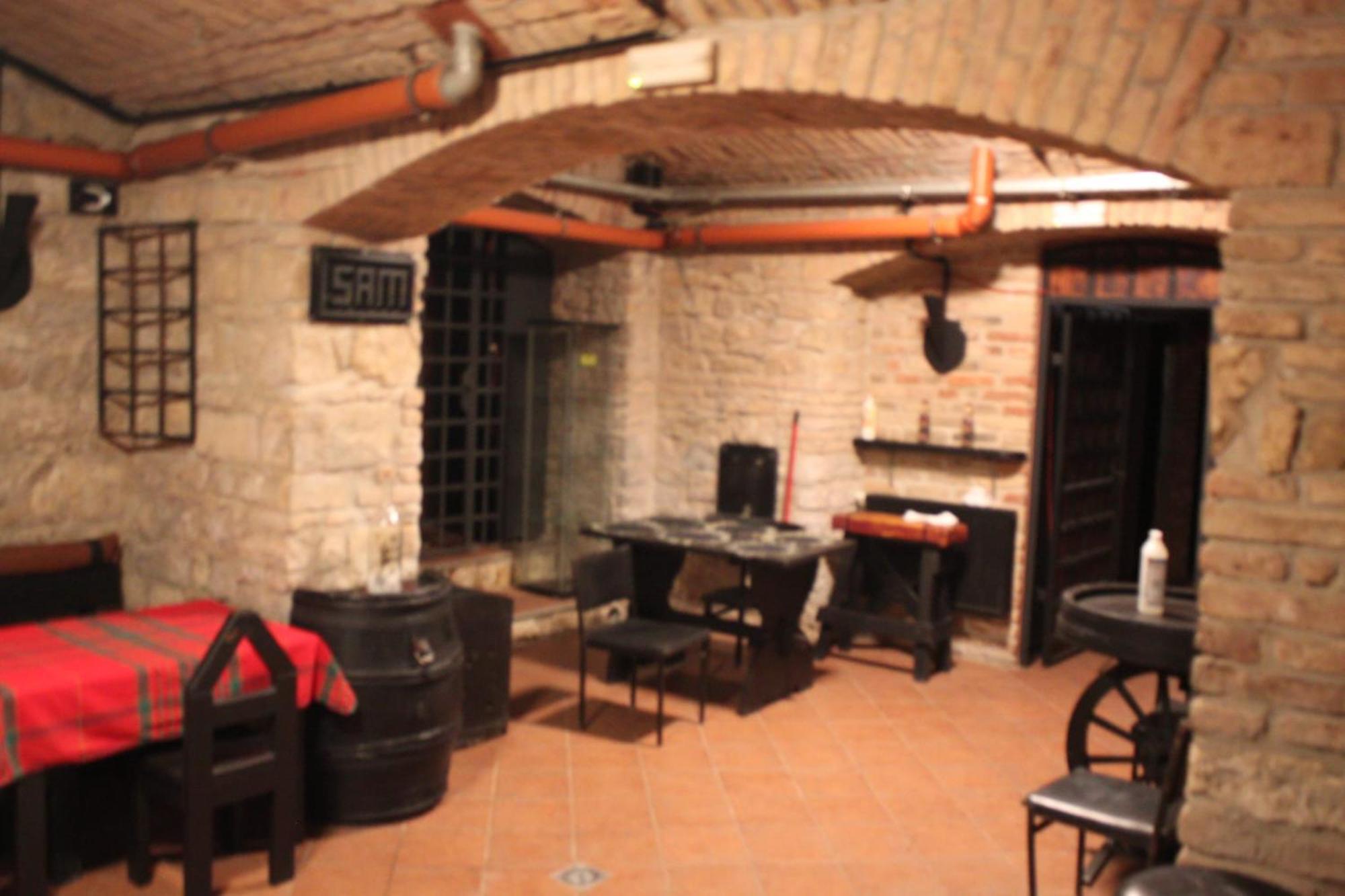 Alba Hostel Praag Buitenkant foto