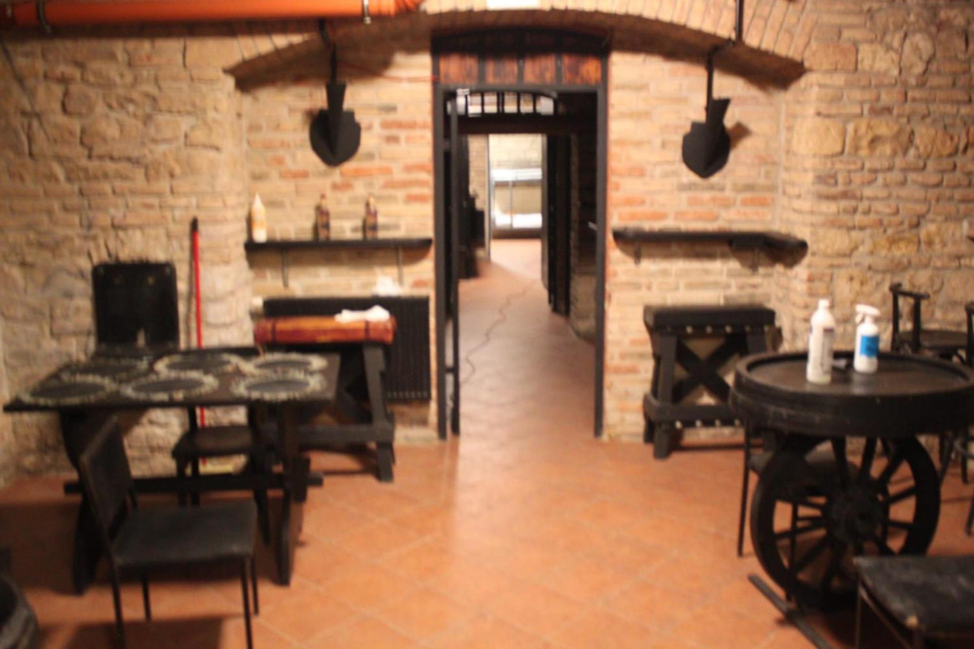 Alba Hostel Praag Buitenkant foto