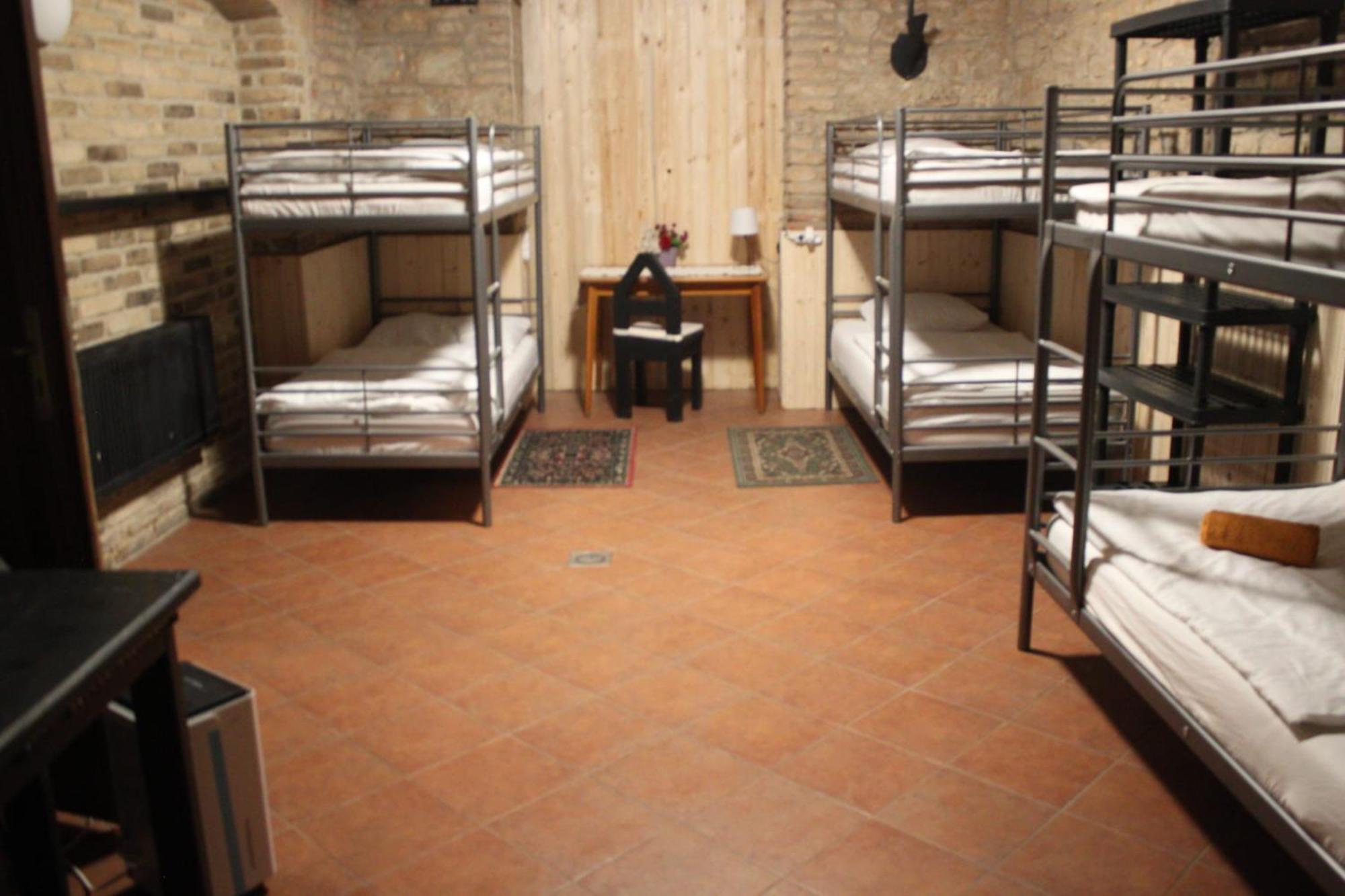 Alba Hostel Praag Buitenkant foto