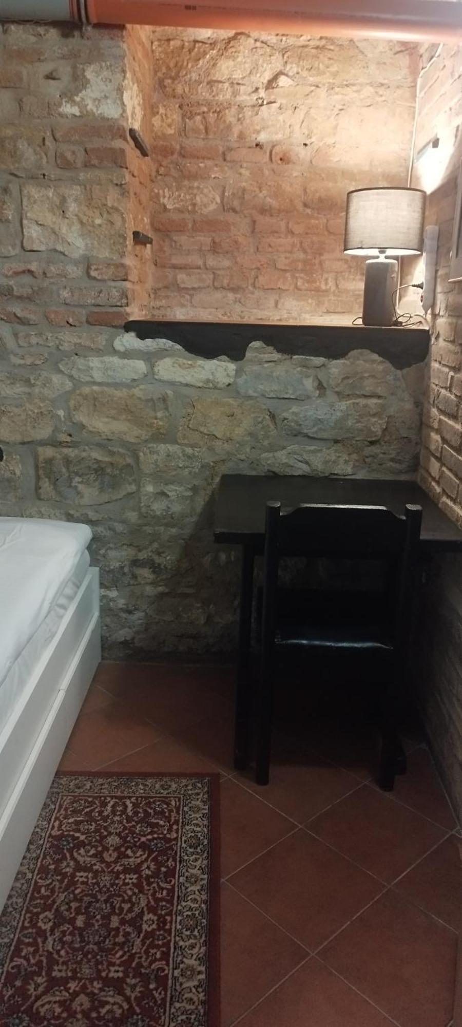 Alba Hostel Praag Buitenkant foto